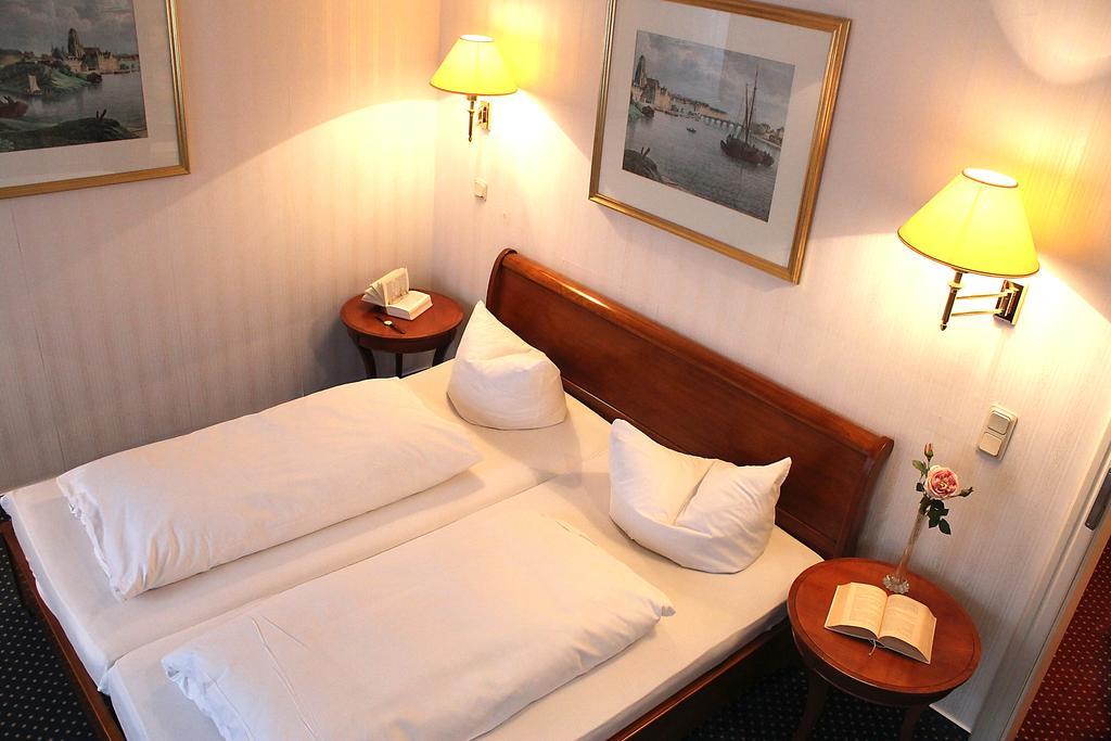 Parkhotel Fischer Wernigerode Rum bild