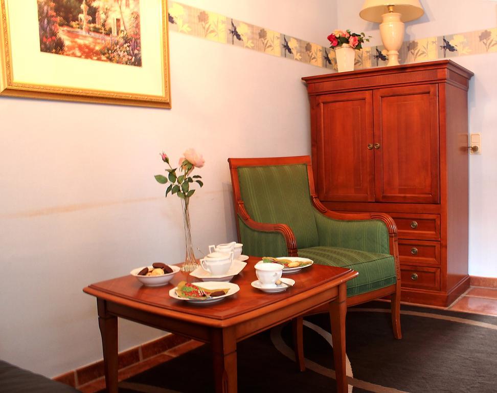 Parkhotel Fischer Wernigerode Rum bild