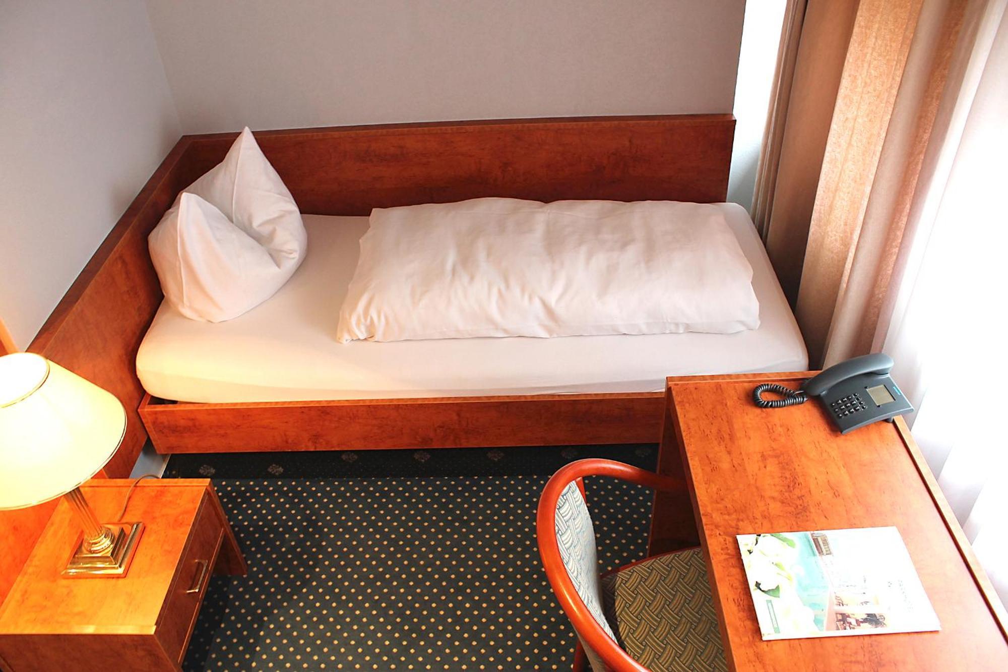 Parkhotel Fischer Wernigerode Rum bild